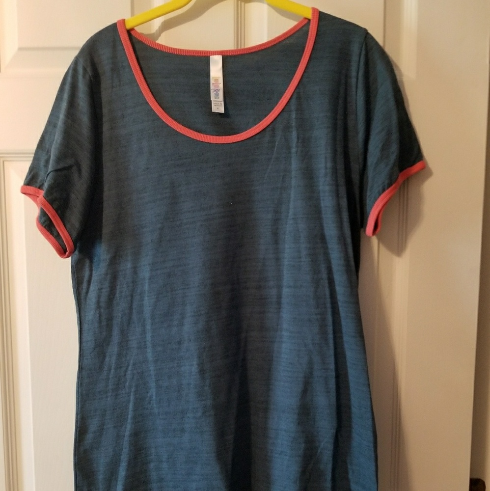 LulaRoe XL Classic tee